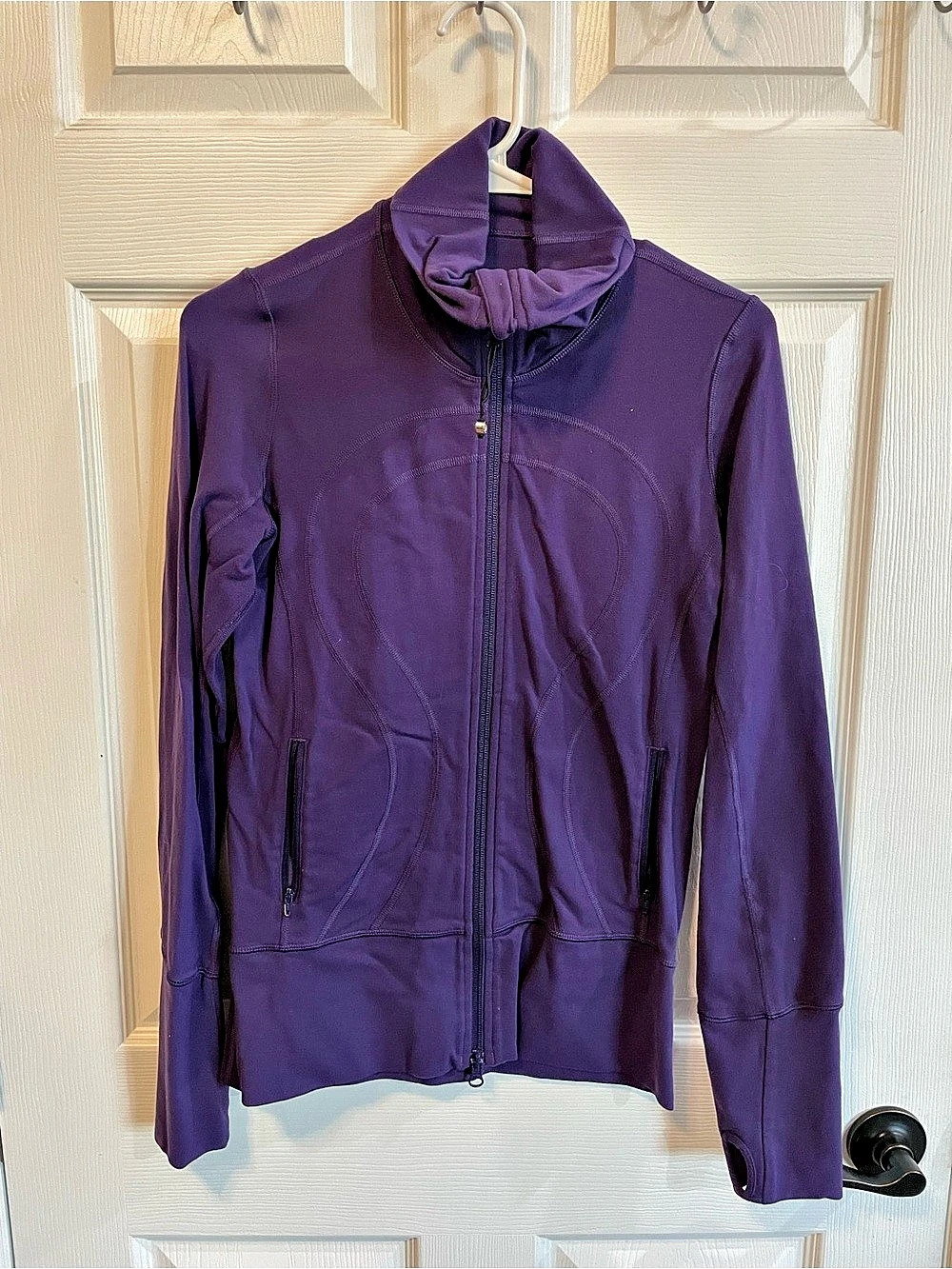 Lululemon In Stride Jacket Size 6 Purple Full Zip Thumbholes